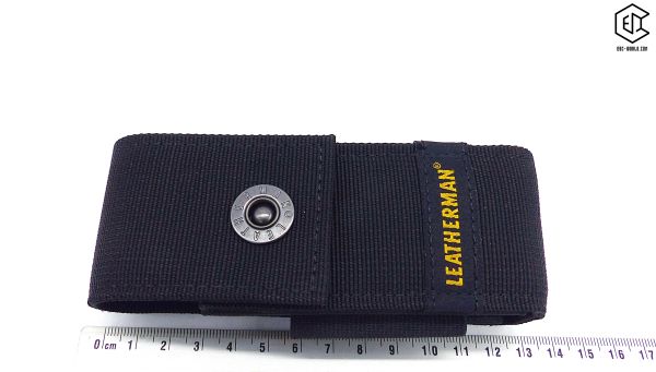 Leatherman Holster Schwarz mit gelber Schrift mit Lineal